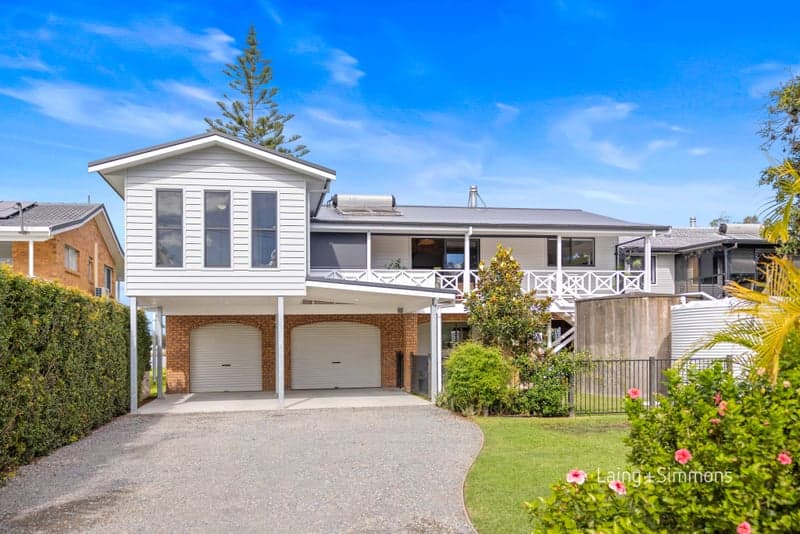 16 Shoreline Drive, Port Macquarie, Port Macquarie - Thumbnail 3
