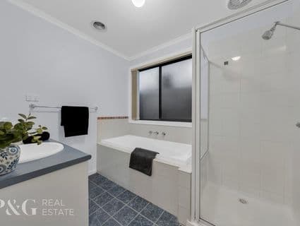 7 Palais Close, Narre Warren South - Thumbnail 8