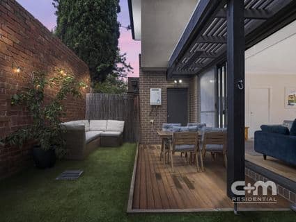 2/21 Margaret Street, Oak Park - Image 1