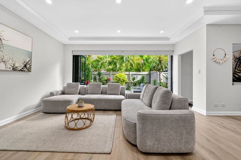 10/34-36 Golf Avenue, Mona Vale, Mona Vale - Thumbnail 3