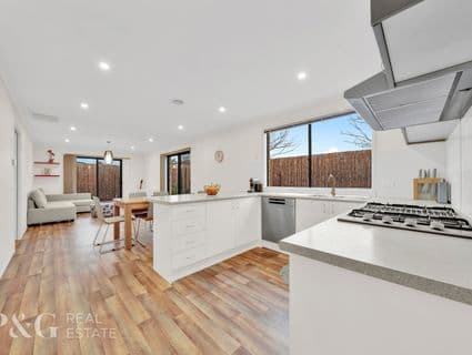 34 Filmer Crescent, Narre Warren South - Thumbnail 3