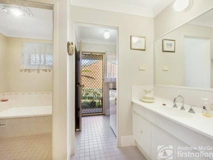 404, Caves Beach - Thumbnail 8