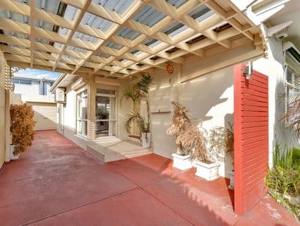 13A Dudley Street, Footscray - Thumbnail 2