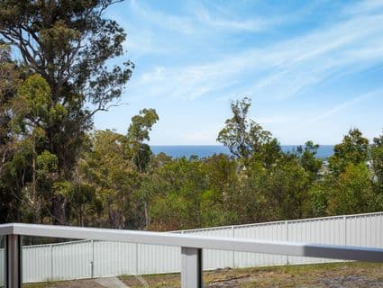 138 Mirador Drive, Mirador - Thumbnail 4