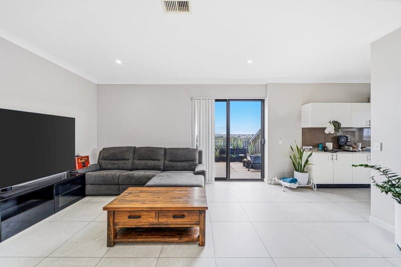 8a/14-16 Burraneer Bay Road, Cronulla, Canley Heights - Thumbnail 4