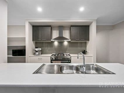 37 Haldon Avenue, Mickleham - Thumbnail 7