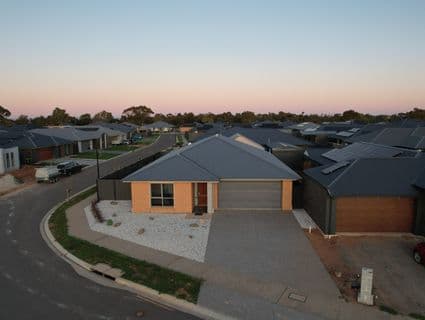 22 Bastiat Avenue, Two Wells - Thumbnail 2