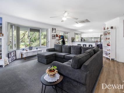 40 Riverside Circuit, Bellmere - Thumbnail 4