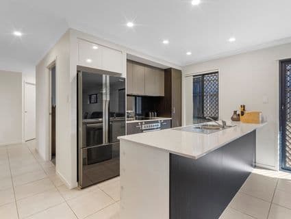 42 Mcveigh Street, Pimpama - Thumbnail 2