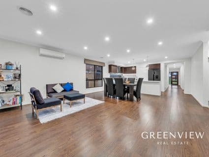 28 Wheelers Park Drive, Cranbourne North - Thumbnail 4