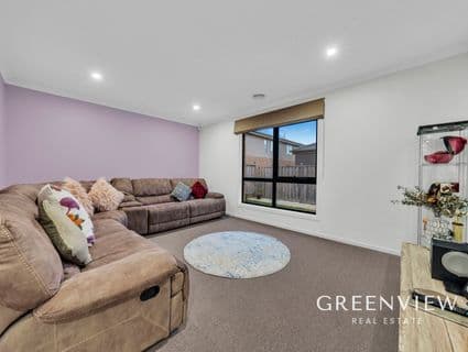 28 Wheelers Park Drive, Cranbourne North - Thumbnail 6