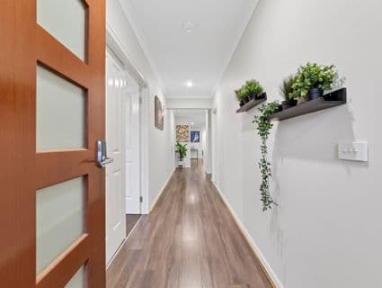12 Honeyblossom Street, Manor Lakes - Thumbnail 3