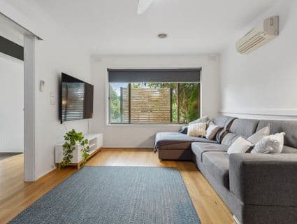 1 Louise Court, Seaford - Thumbnail 2