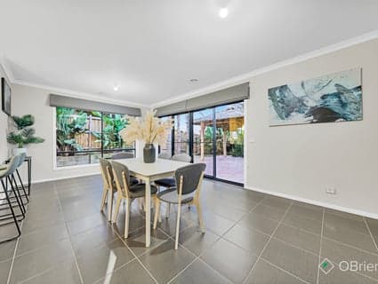 404, Cranbourne North - Thumbnail 4