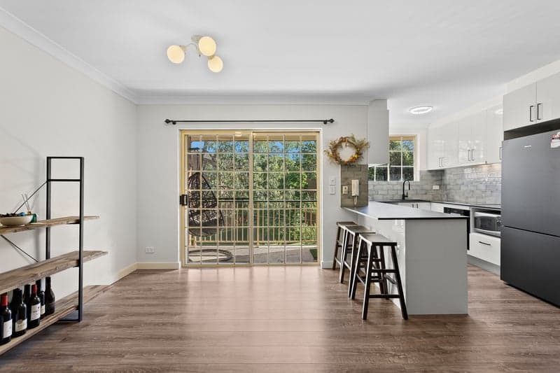 11/4-10 Miranda Road, Miranda, Miranda - Image 1
