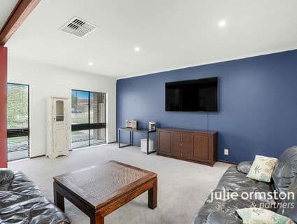 404, Edgewater - Image 1