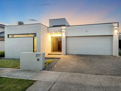 68 Evergreen Crescent, Craigieburn - Image 1