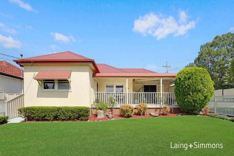 16 Clucas Road, Regents Park, Regents Park - Image 1
