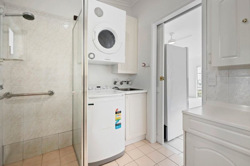 4/57-63																										St Pauls Street
														
								Randwick, NSW 2031, North Narrabeen - Thumbnail 7