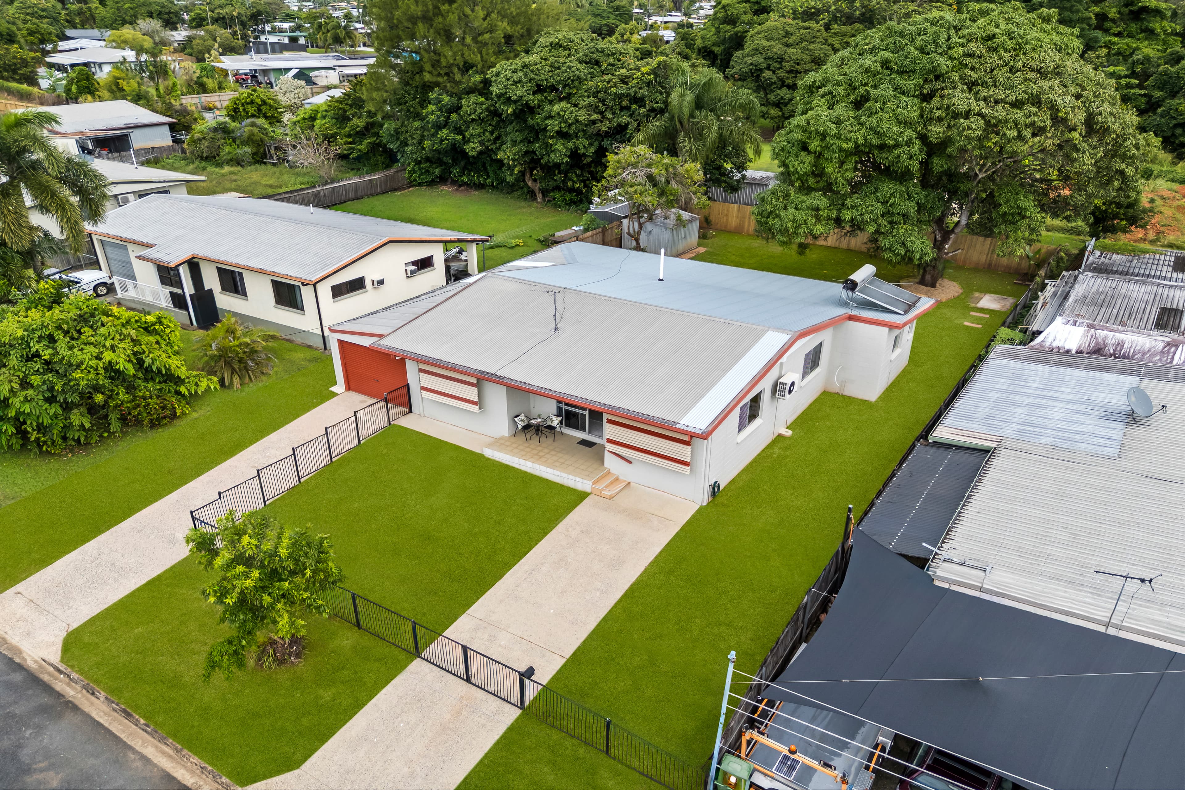 19 Nephrite Street, Woree - Thumbnail 2