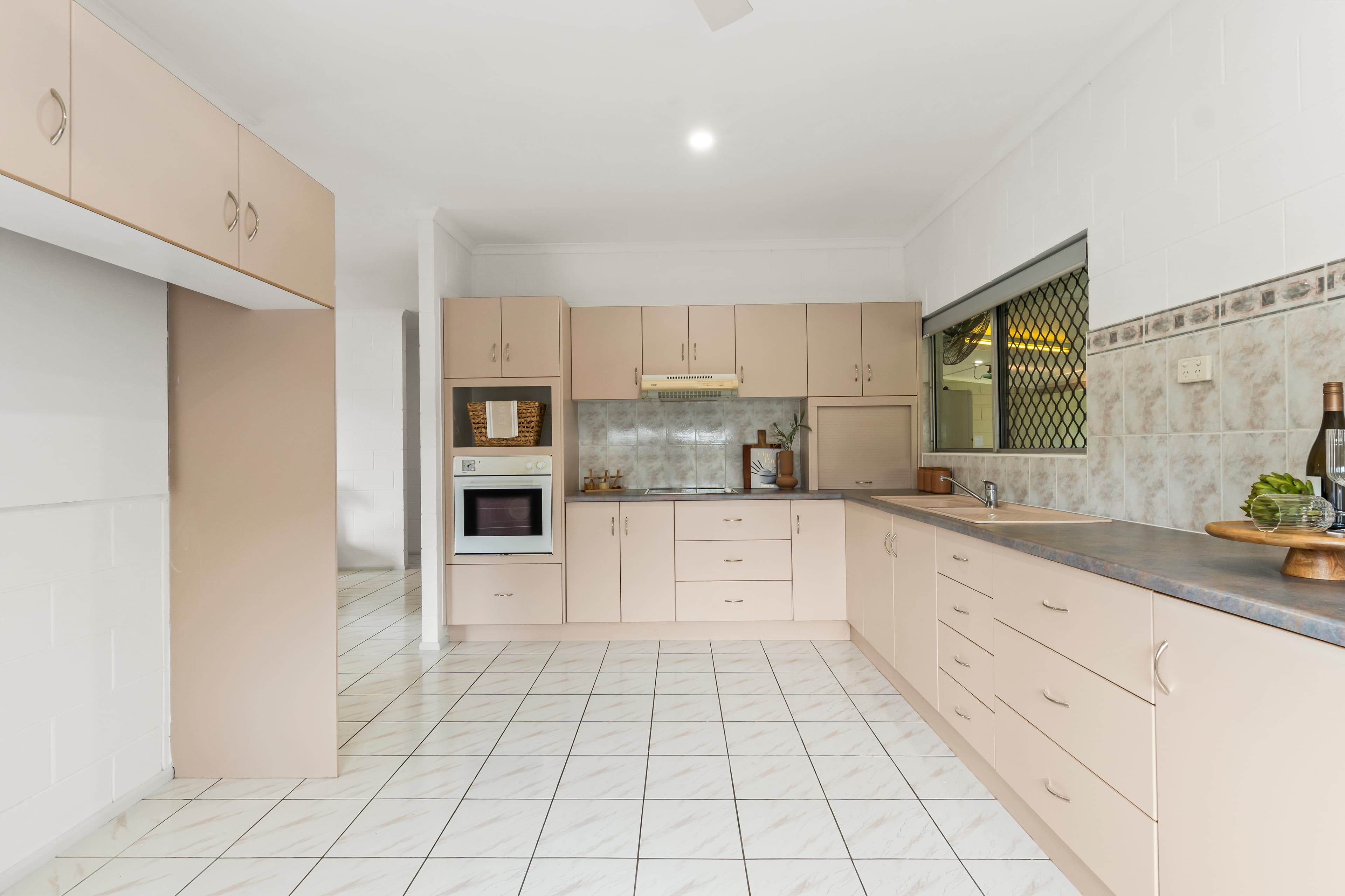 19 Nephrite Street, Woree - Thumbnail 8