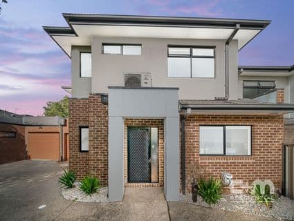 2/54 Loongana Avenue, Glenroy - Image 1