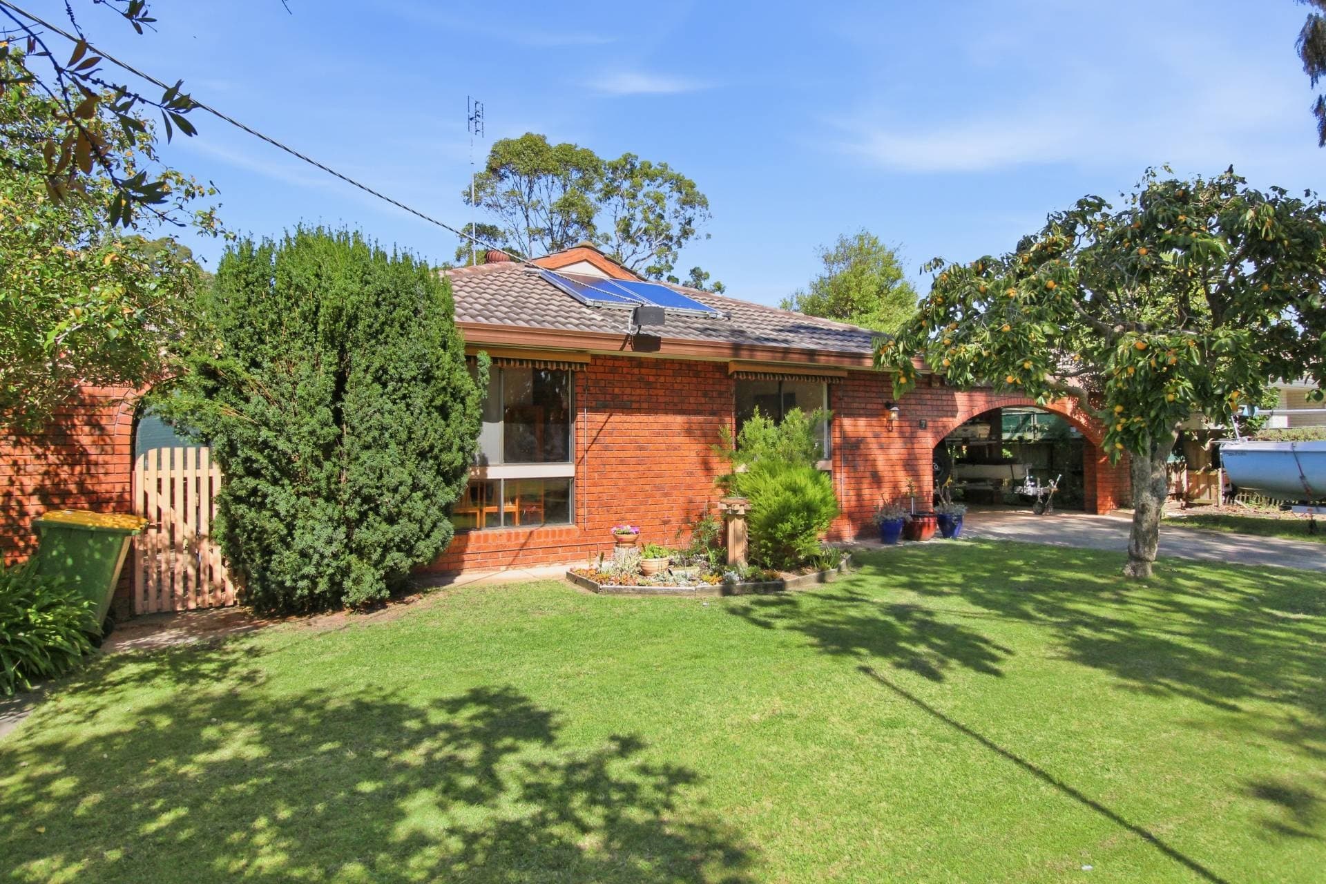 SPACIOUS, SOLID & PACKED WITH POTENTIAL ON 992m², Paynesville
    7 Rex Street VIC, Paynesville 7 Rex Street - Image 1