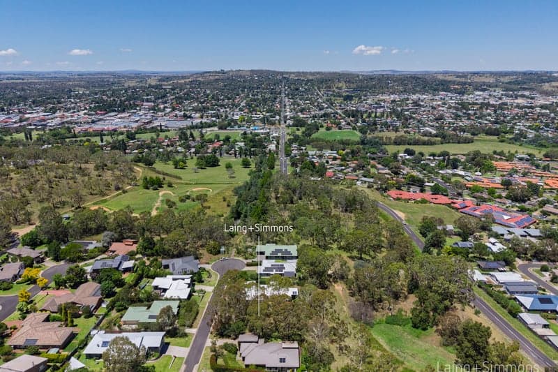 10 Illallangi Close, Armidale, Armidale - Thumbnail 2