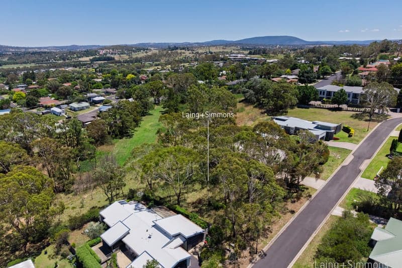 10 Illallangi Close, Armidale, Armidale - Thumbnail 3