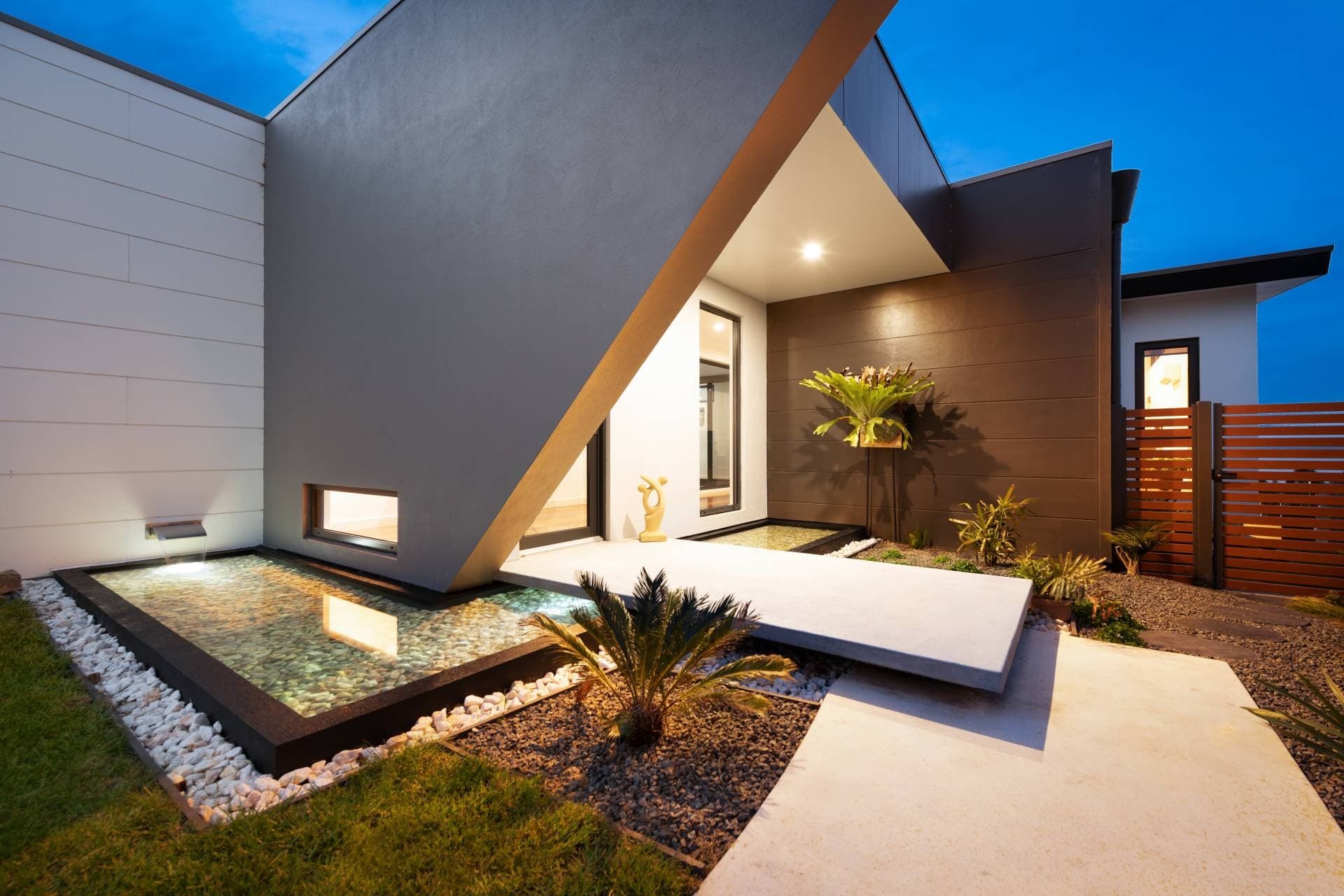 ARCHITECT-DESIGNED MASTERPIECE, Paynesville
    40 Eagle Bay Tce VIC, Paynesville 40 Eagle Bay Tce - Image 1