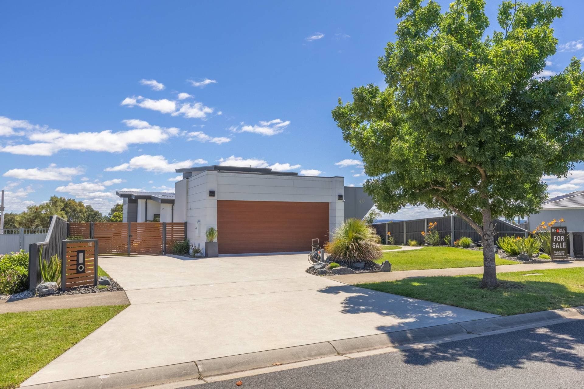 ARCHITECT-DESIGNED MASTERPIECE, Paynesville
    40 Eagle Bay Tce VIC, Paynesville 40 Eagle Bay Tce - Thumbnail 4