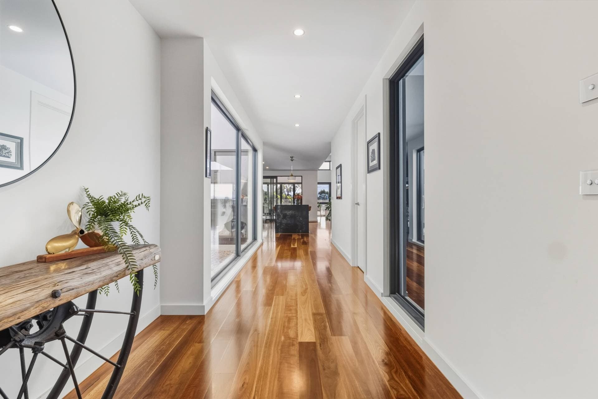 ARCHITECT-DESIGNED MASTERPIECE, Paynesville
    40 Eagle Bay Tce VIC, Paynesville 40 Eagle Bay Tce - Thumbnail 6