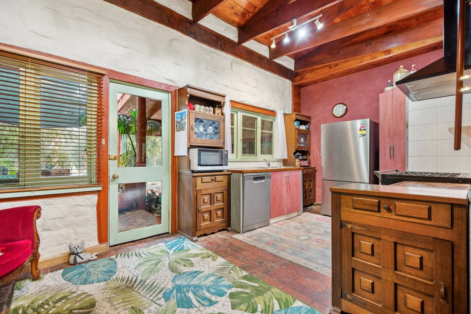 ENCHANTING MUD BRICK RETREAT, Nicholson
    82 Gregory Rd VIC, Nicholson 82 Gregory Rd - Thumbnail 4