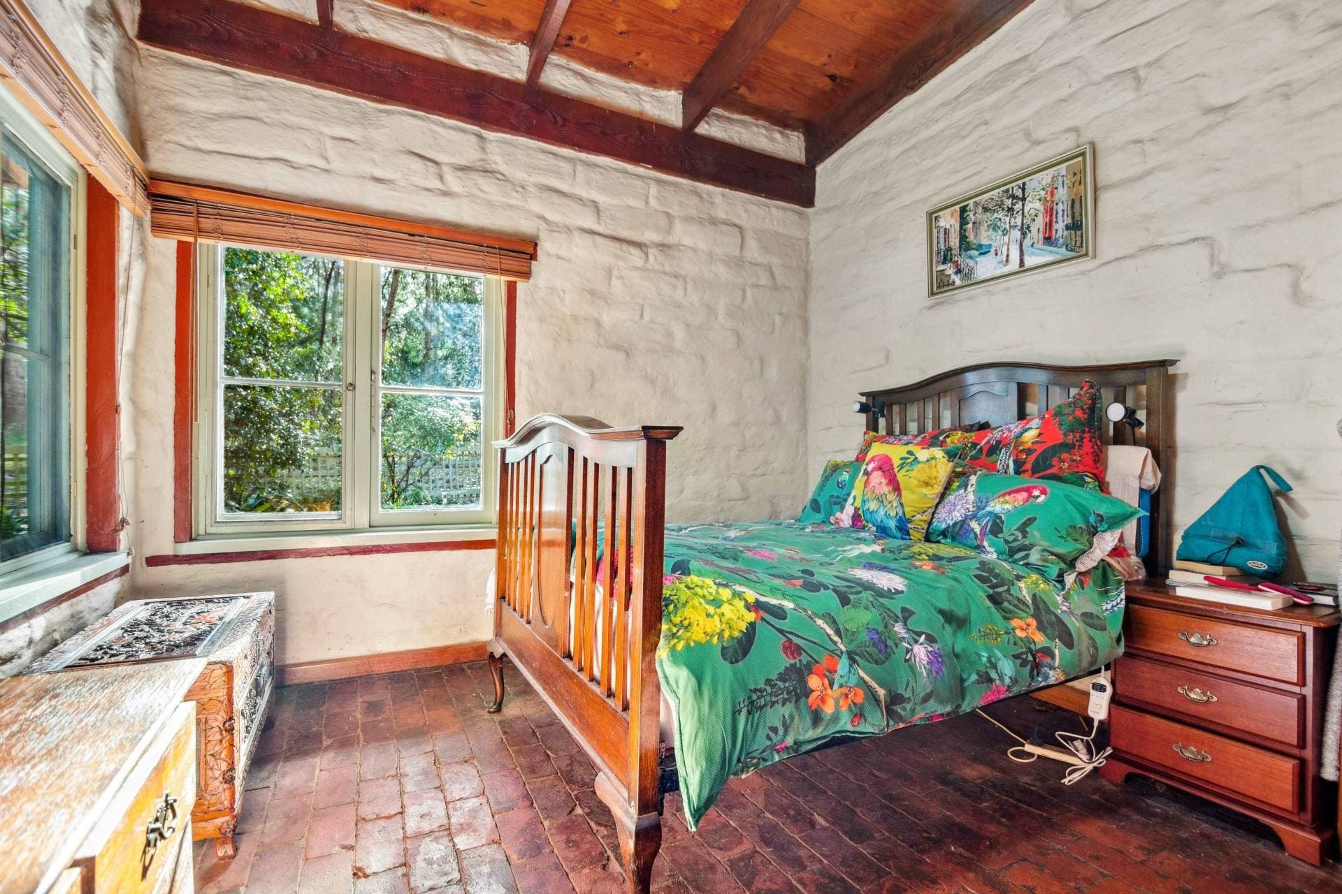 ENCHANTING MUD BRICK RETREAT, Nicholson
    82 Gregory Rd VIC, Nicholson 82 Gregory Rd - Thumbnail 7