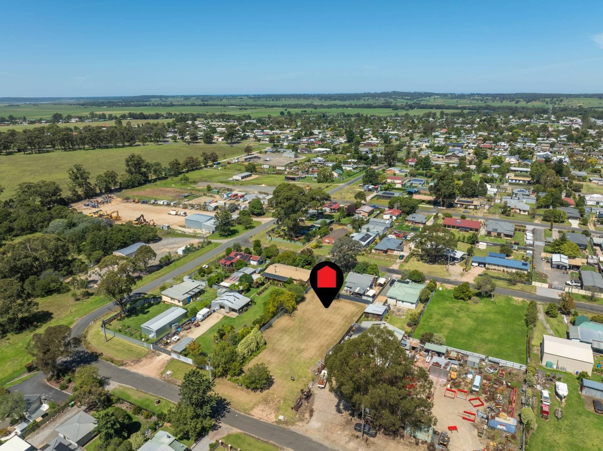 READY TO BUILD ALLOTMENT ON THE EDGE OF TOWN, Orbost
57 Evans St VIC, Orbost 57 Evans St - Image 1