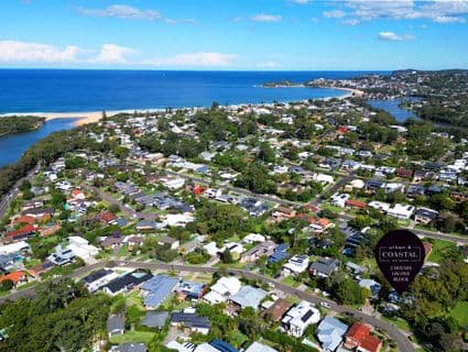 30 Lucinda Avenue, Wamberal - Image 1