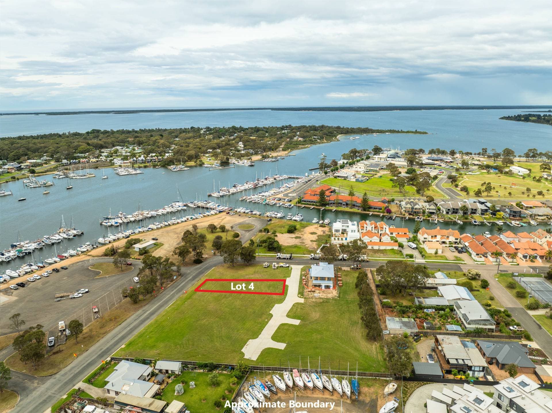 Land With Fabulous Water Views, Paynesville
    15 Slip Rd VIC, Paynesville 15 Slip Rd - Thumbnail 2
