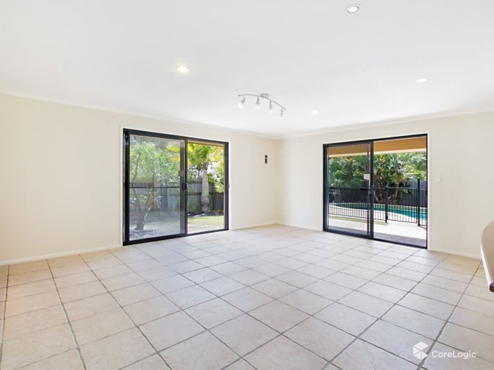 24 Audrey Avenue Helensvale QLD 4212, Helensvale - Thumbnail 5