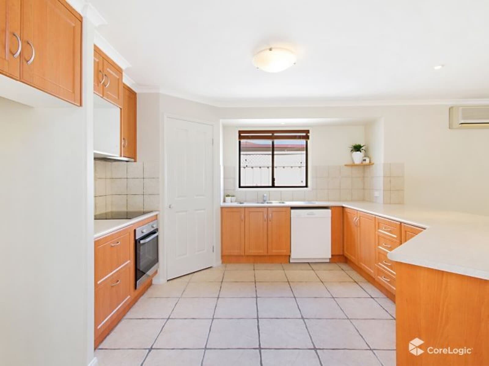 24 Audrey Avenue Helensvale QLD 4212, Helensvale - Thumbnail 6