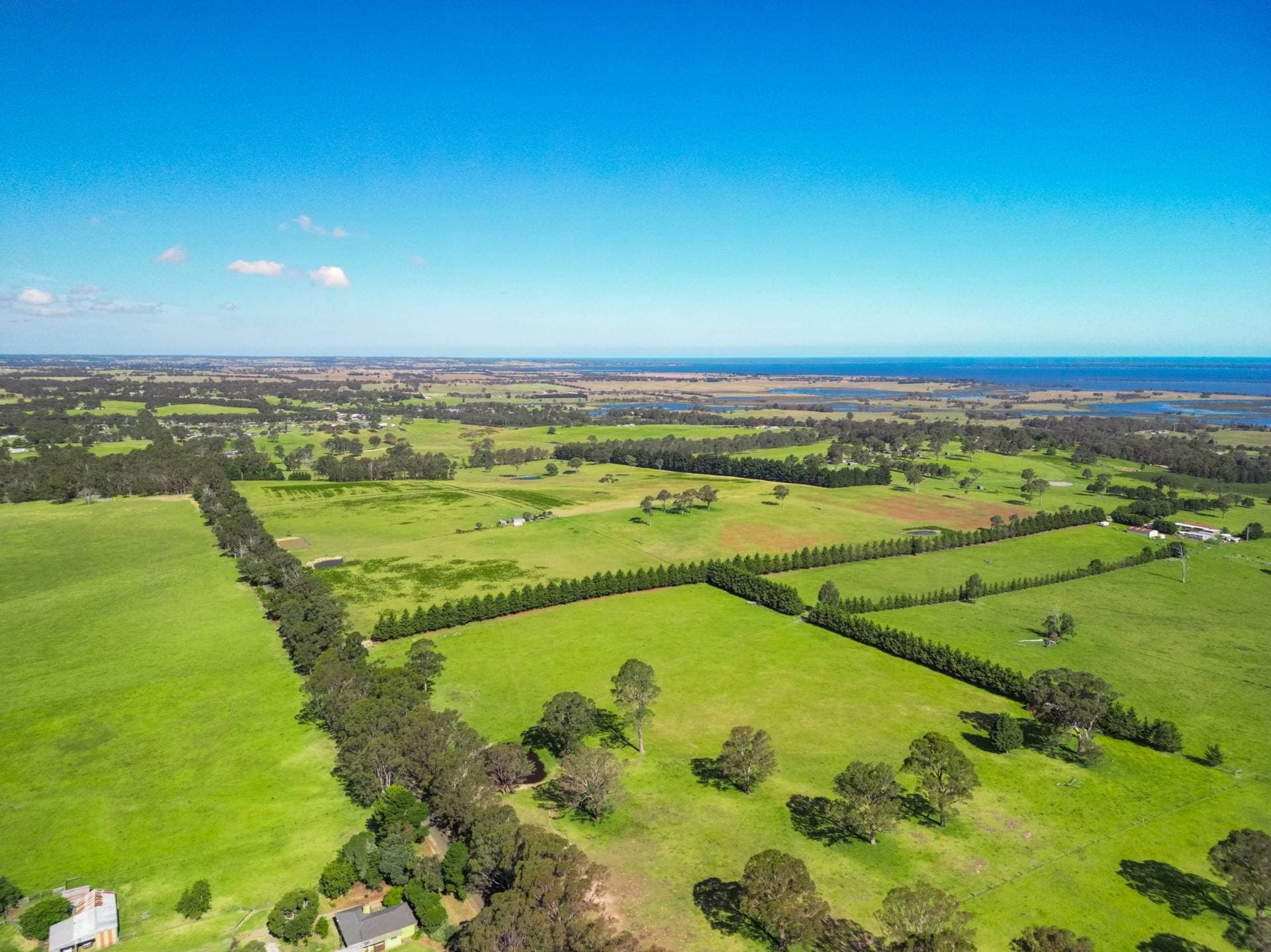 SPECTCULAR UNDULATING LAND, Nicholson
    500 Olivers Rd VIC, Nicholson 500 Olivers Rd - Thumbnail 4