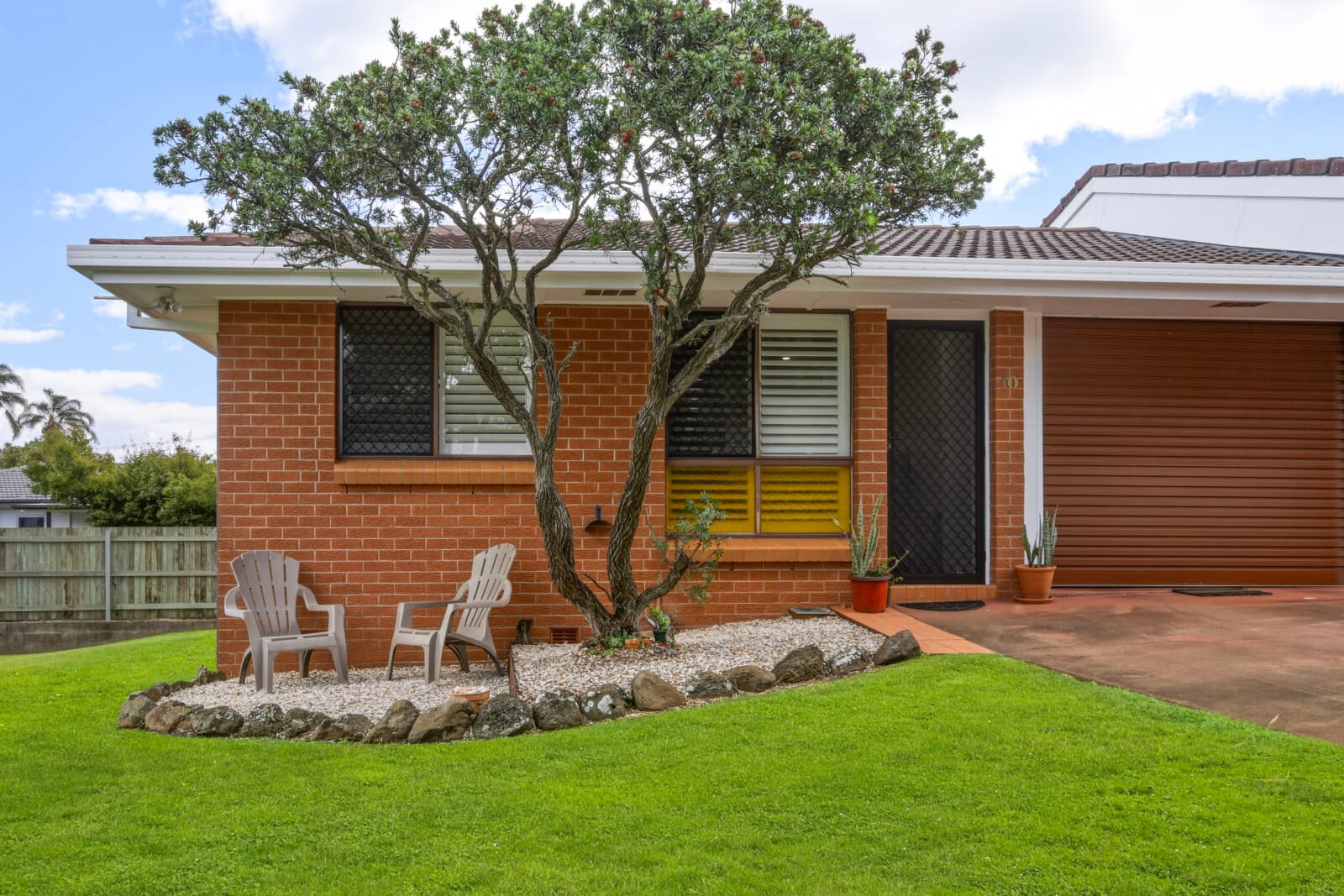 10/56 North Street Mount Lofty QLD 4350, Mount Lofty - Image 1