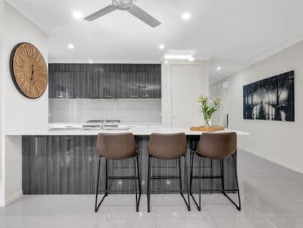 46 Trillium Boulevard, Mickleham - Thumbnail 2