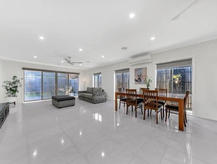 46 Trillium Boulevard, Mickleham - Thumbnail 5