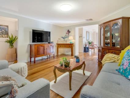 5 Rossiter Avenue, Roxburgh Park - Thumbnail 4