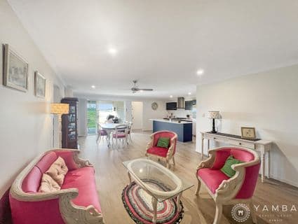 19 Montrose Court, Curra - Image 1