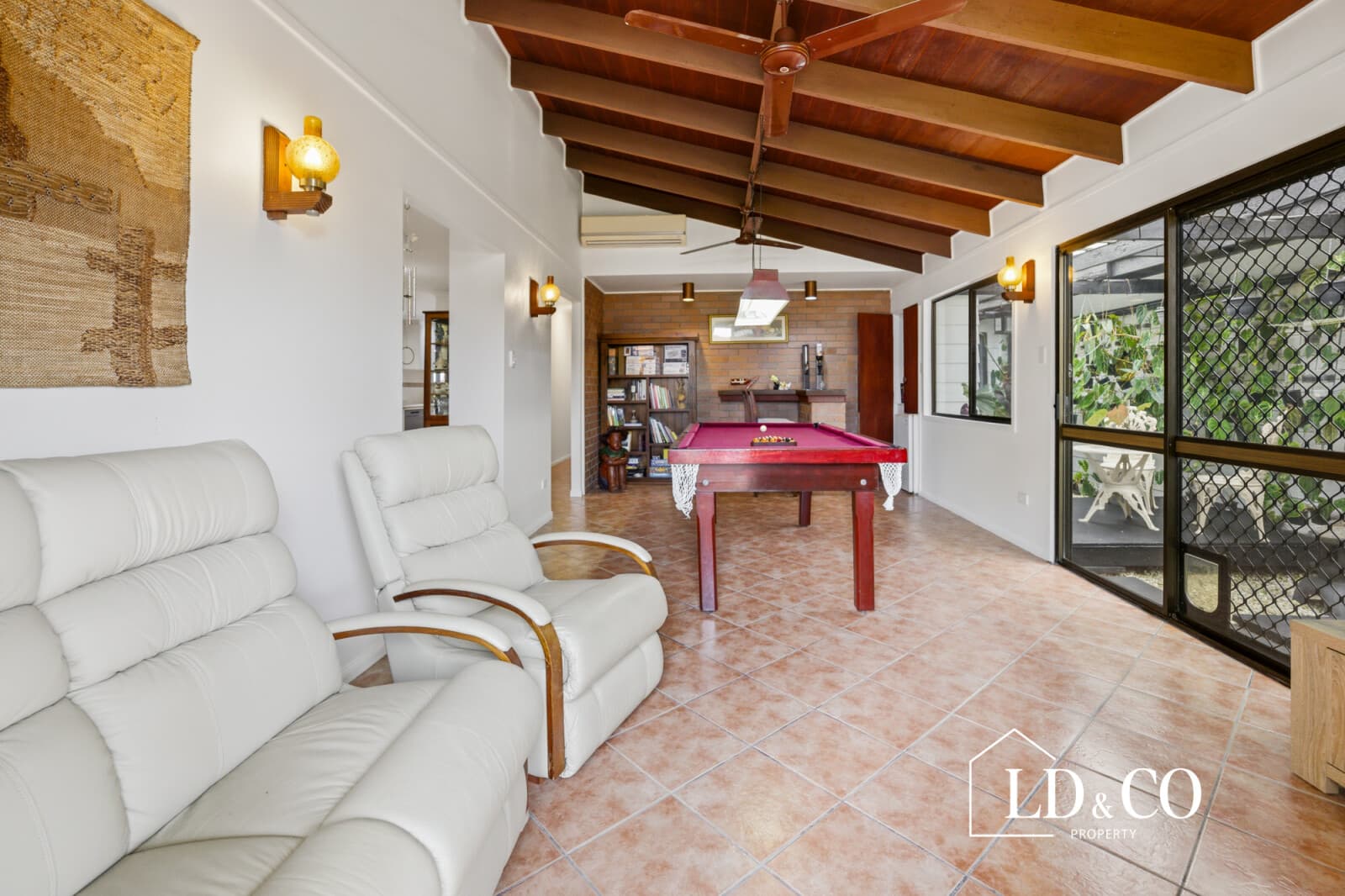 52 Mansfield Drive Beaconsfield QLD 4740, Beaconsfield - Thumbnail 2