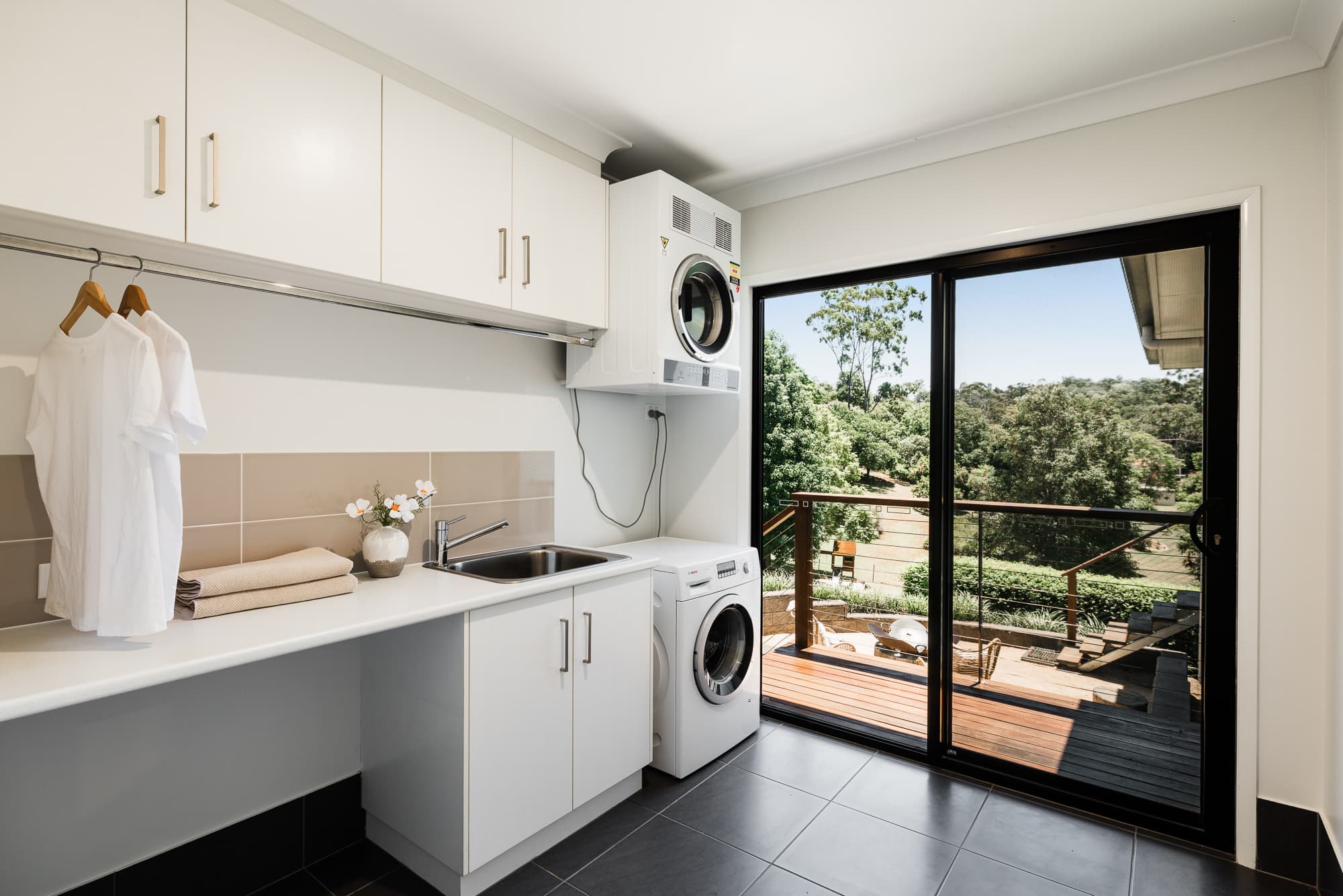 10A Murphys Creek Road, Blue Mountain Heights - Thumbnail 3