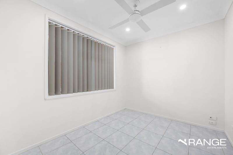 16 Seaeagle Crescent, Green Valley, Green Valley - Thumbnail 2
