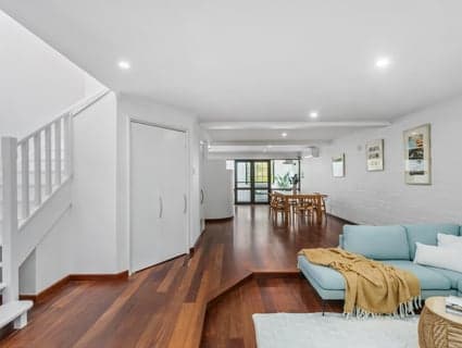 404, North Fremantle - Image 1