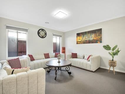 85 Holyoake Parade, Manor Lakes - Thumbnail 5